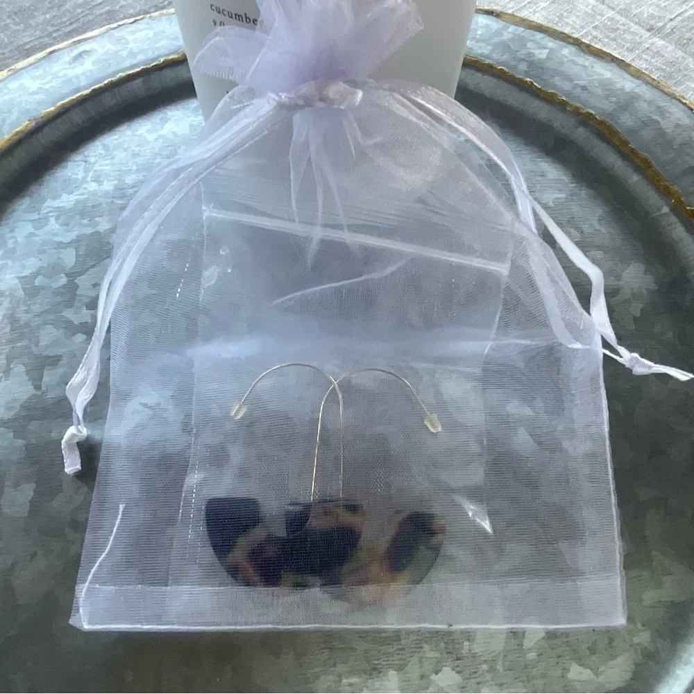 Chic Open Hoop Resin Drop Earrings - Picture 6 of 6
